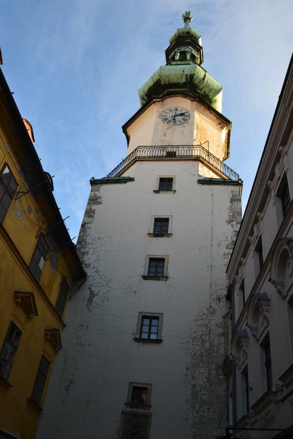 Hostel One Pressburg Exterior foto